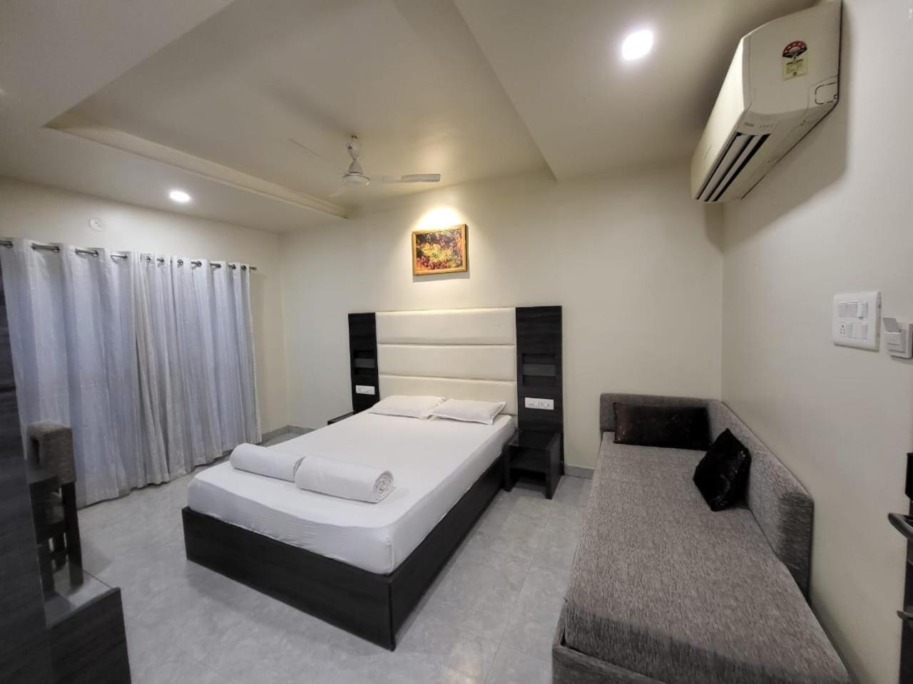 Hotel Nirvana Residency Nagpur Exterior foto